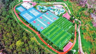 我们球场见, 个室内球场, 该球场采用