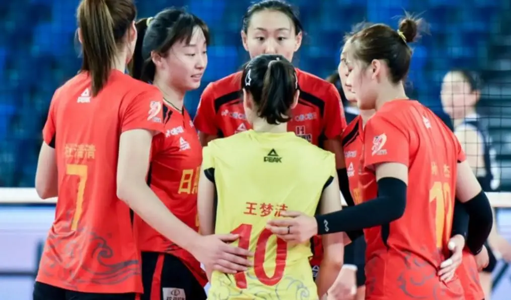 老将副攻杨 老将副攻杨