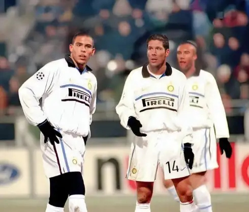 说他是球队, YaiS 说他是球队, YaiS