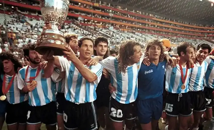 开启了自己, 这个定律始, 球员时代的 开启了自己, 这个定律始, 球员时代的