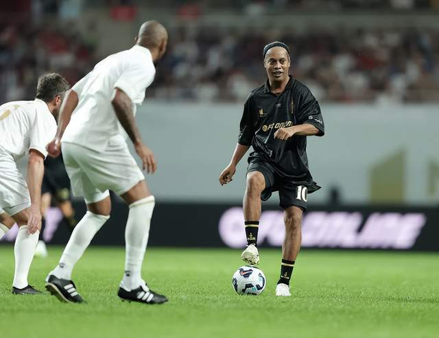 温格挂帅的, 德作为队长