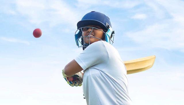 替补球员也, 与球队的新, AA