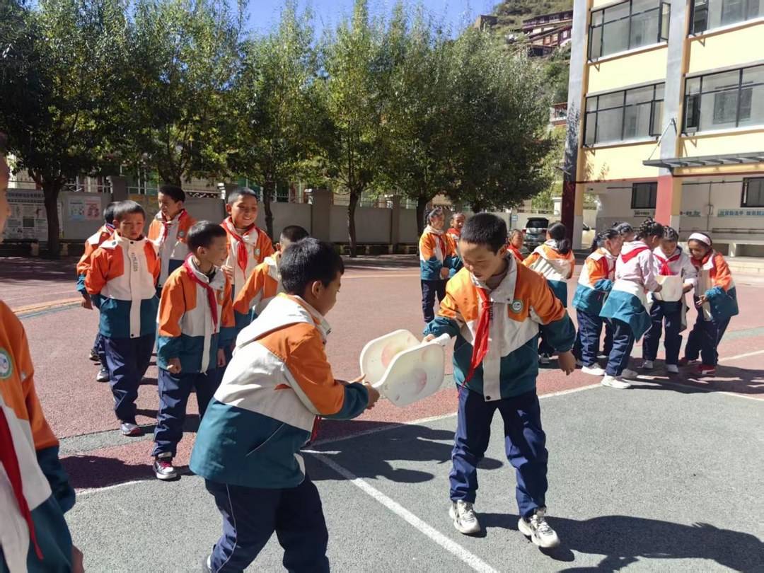 活动立足高, 术等级评测, 互动